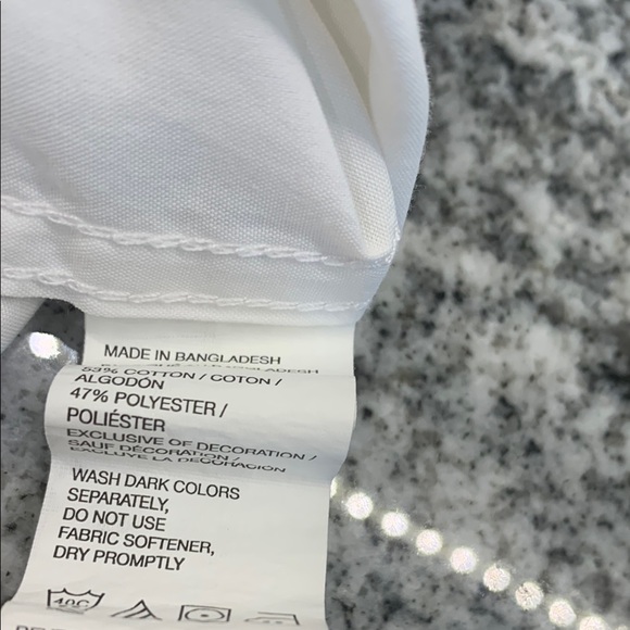 Izod Surfcaster White Casual Button Down Shirt Classic Cotton - Picture 5 of 5